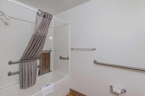 Motel 6-Junction City, KS image 12