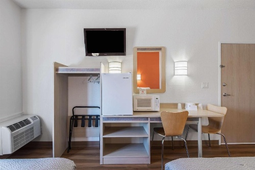 Motel 6-Junction City, KS image 27