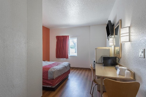 Motel 6-Junction City, KS image 4