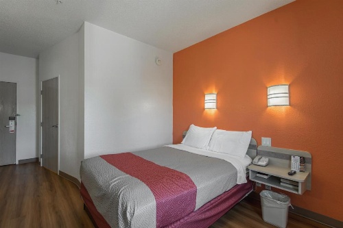 Motel 6-Junction City, KS image 5