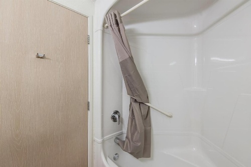 Motel 6-Junction City, KS image 6